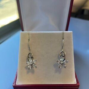 Floral crystal earrings